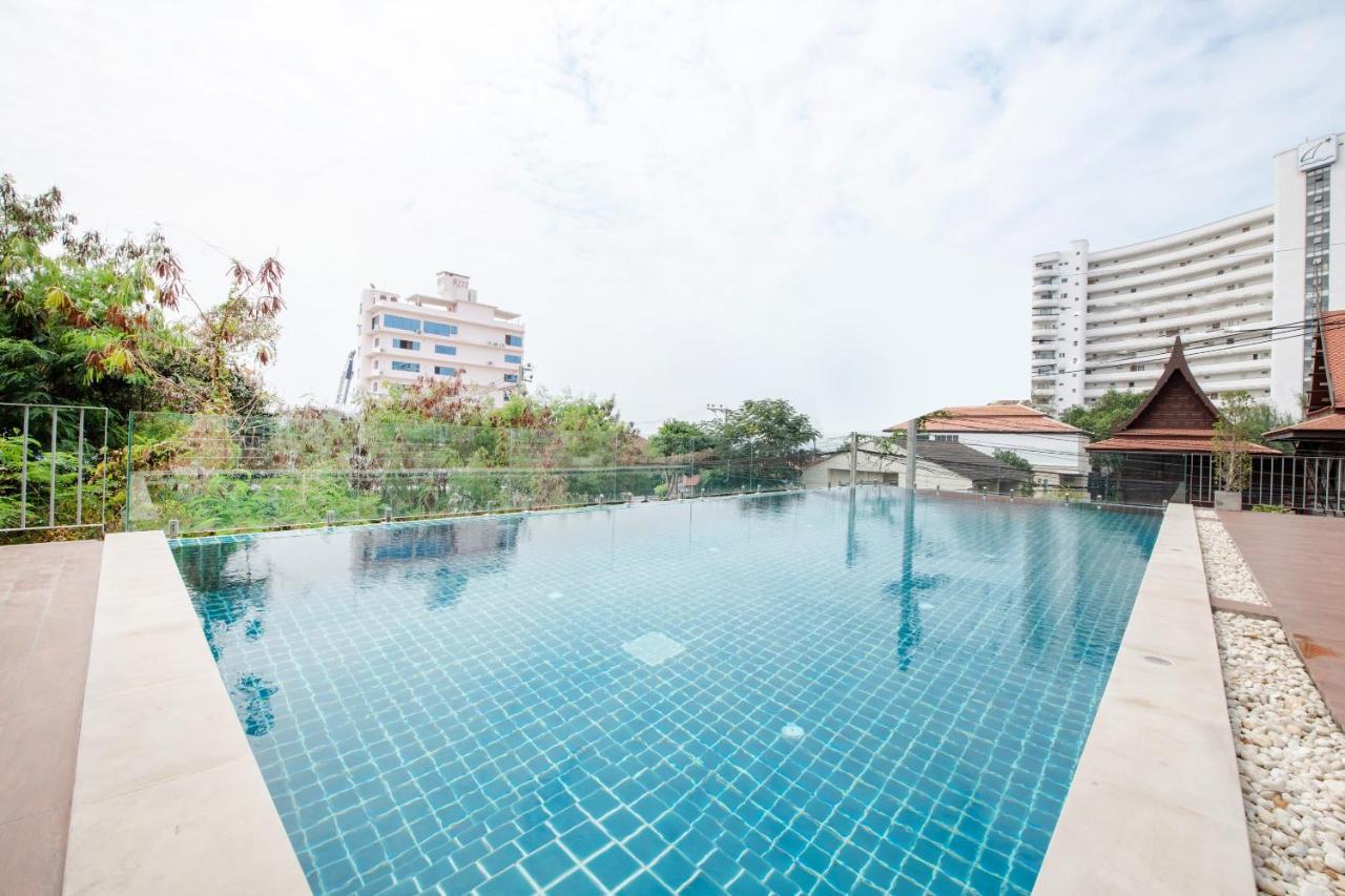 Blooming Hill Boutique Suites Pattaya Eksteriør bilde