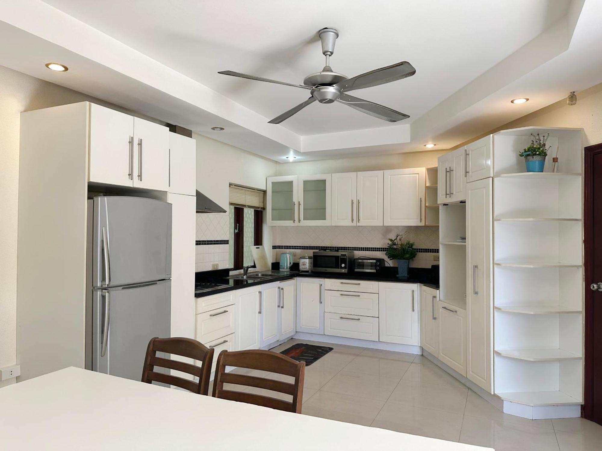 Blooming Hill Boutique Suites Pattaya Eksteriør bilde