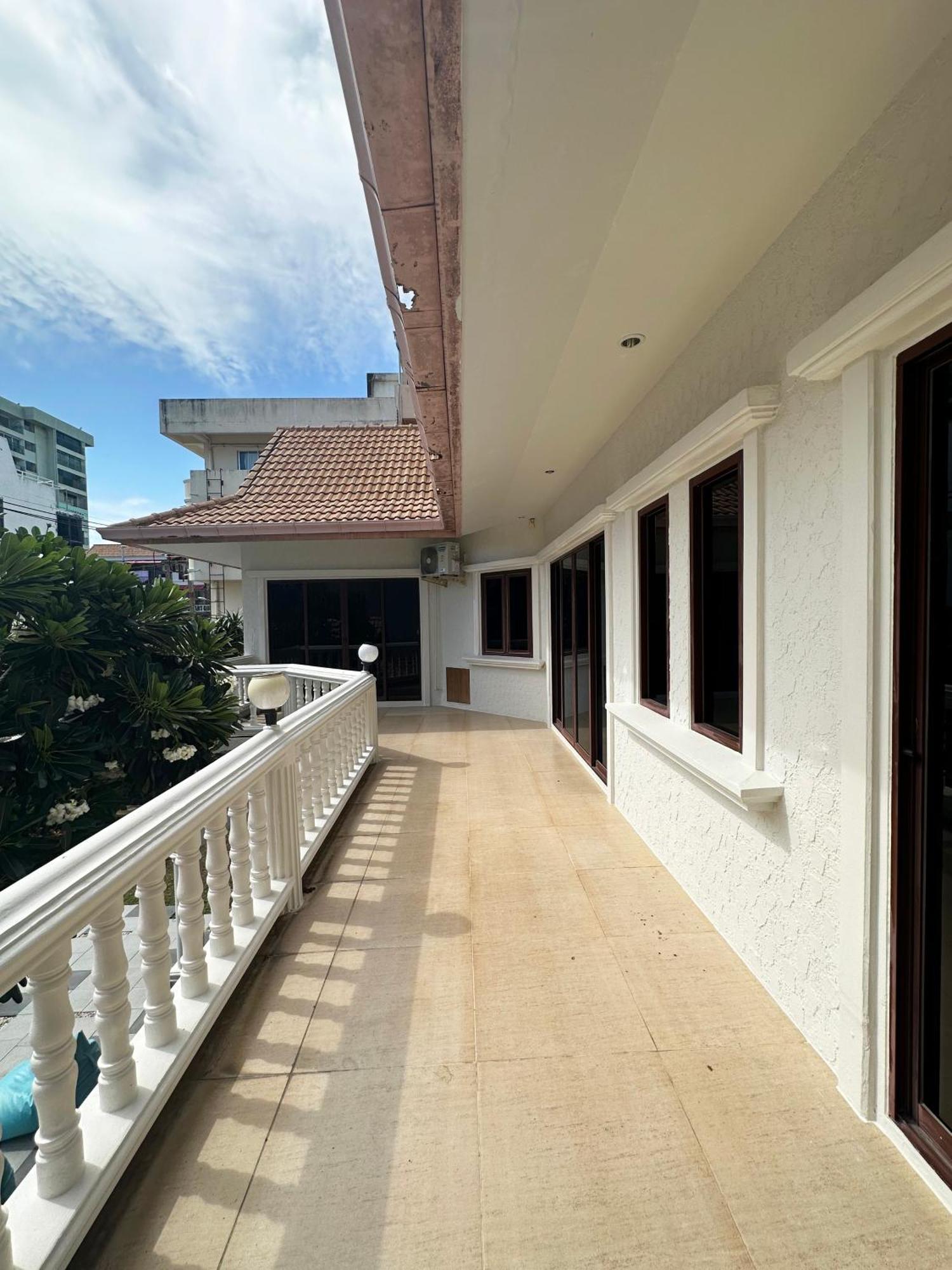 Blooming Hill Boutique Suites Pattaya Eksteriør bilde