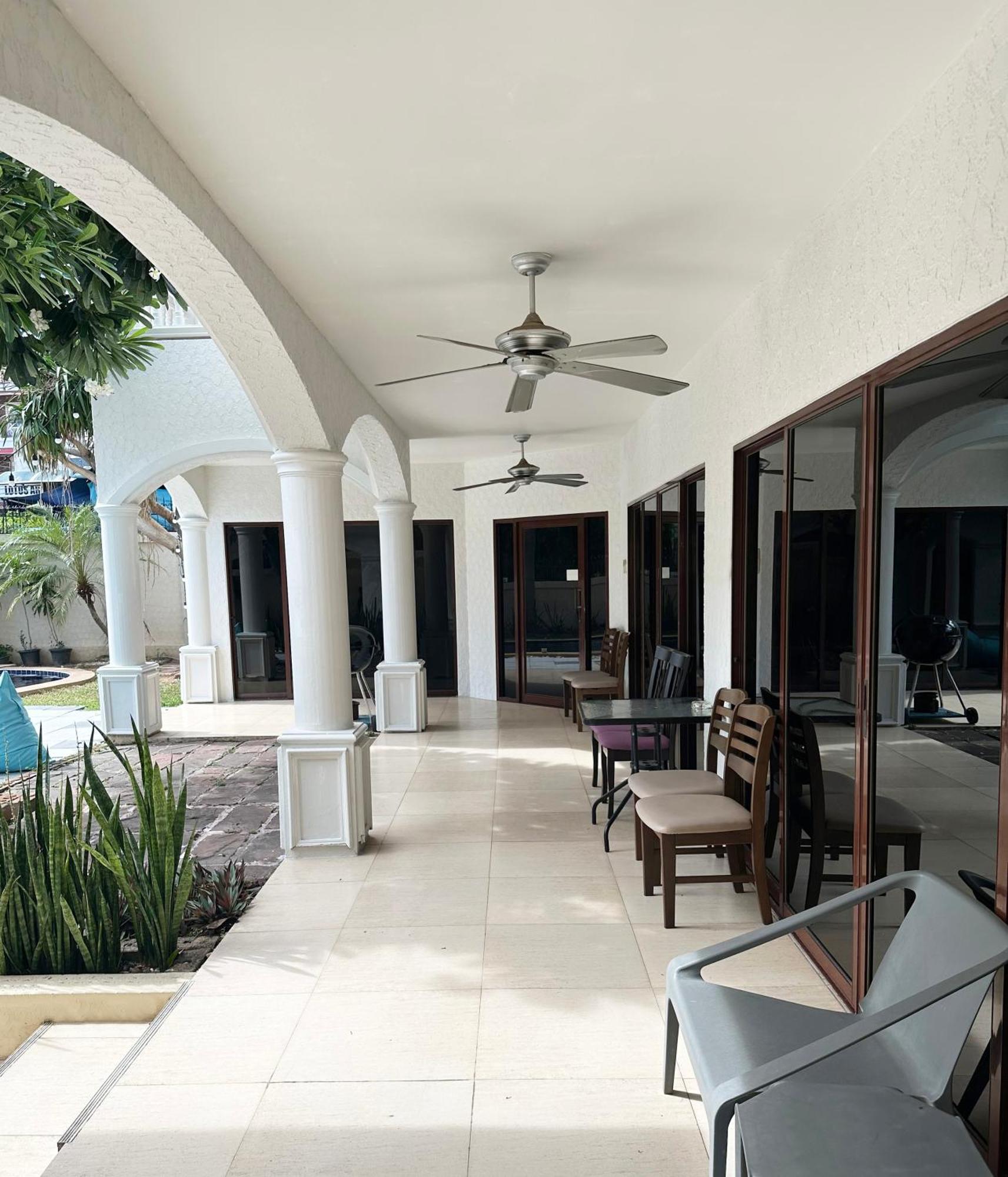 Blooming Hill Boutique Suites Pattaya Eksteriør bilde